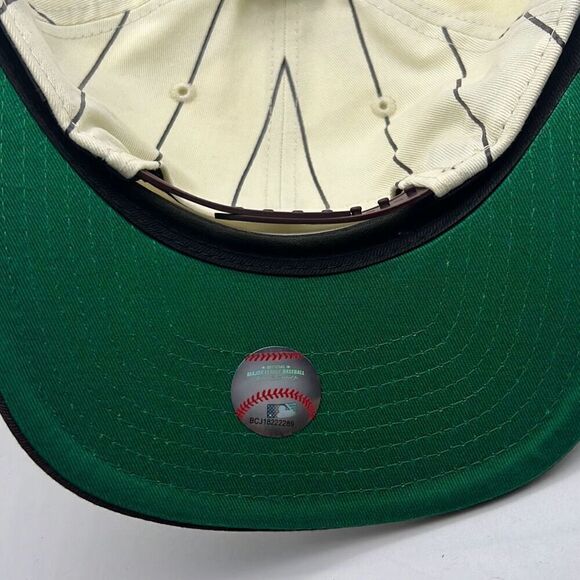 New Era San Diego Padres Brown Snapback MLB Classic Pinstripe Style Cap NWT 🔥 - Picture 4 of 6